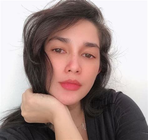 Kerja kerasnya di dunia hiburan, membuat andhika berhasil menjadi aktor, presenter, hingga pebisnis. Profil dan Biodata Ussy Sulistiawaty Lengap dengan Foto ...