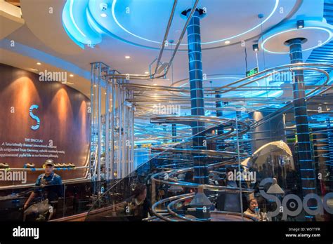 Customers Dine In The World S Tenth And Asia S Third Spaceship Themed Restaurant Spacelab In