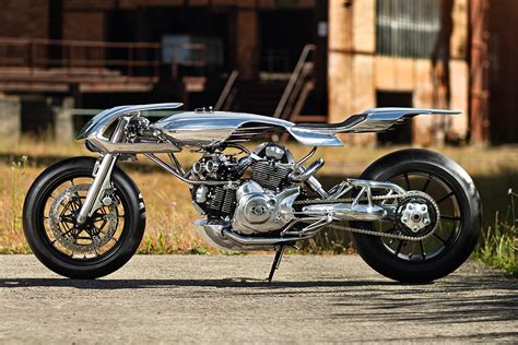 Crm Turns Ducatis 750ss Into A Space Age Themed All Alloy Moto