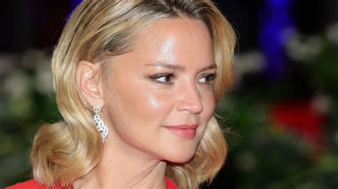 When did virginie efira play piper in garfield? Nominations aux Césars 2021 : Virginie Efira, Yolande ...