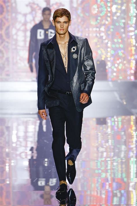 Dolce Gabbana Spring Men S Fashion Show The Impression