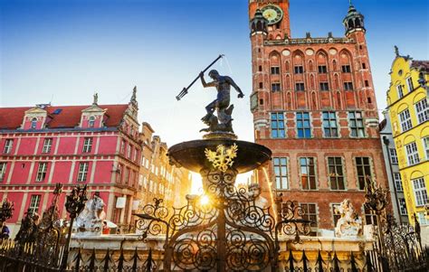 Historia fontanny Neptuna na Długim Targu w Gdańsku jak powstała