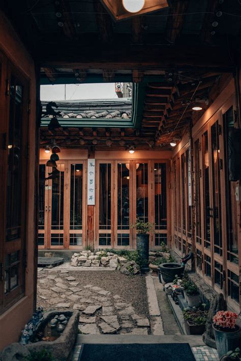 Shin Old Tea House A Traditional Korean Tea House In Seoul Rumah