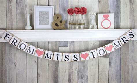 We usually think of christmas when the ber months start, that is from september. Decorative Hen Party Inspiration | HenorStag