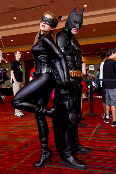 The film earned much more than the original 2005 film. The Dark Knight Rises Catwoman Cosplay - GeekExtreme