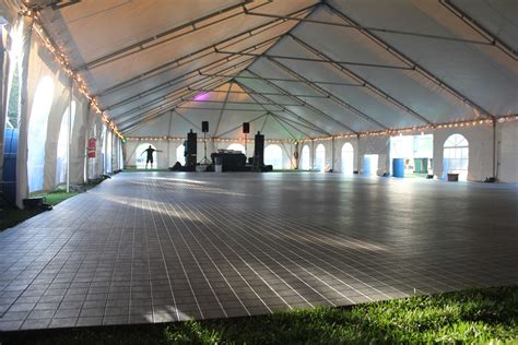 23 Outdoor Wedding Tent Rental Cost