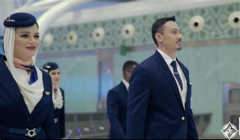 الخطوط الجوية السعودية تكشف عن الزي الجديد للمضيفين والمضيفات موسوعة المسافر