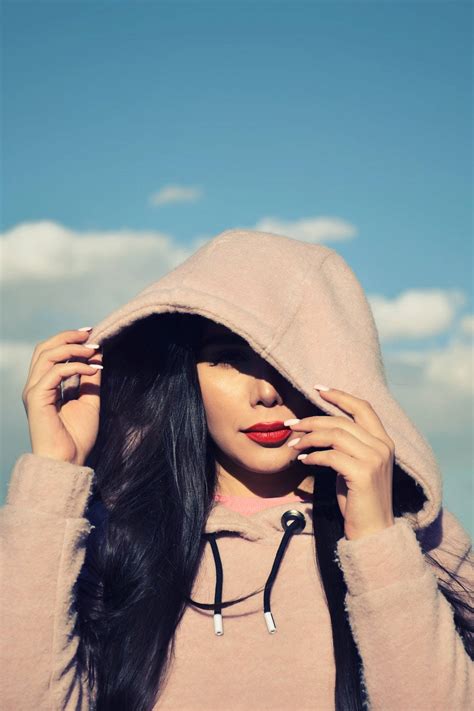 Download Beautiful Woman Wearing Hoodie Wallpaper