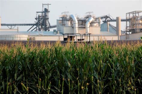 Carbon Capture Pipelines Offer Climate Aid Activists Wary Iowa News