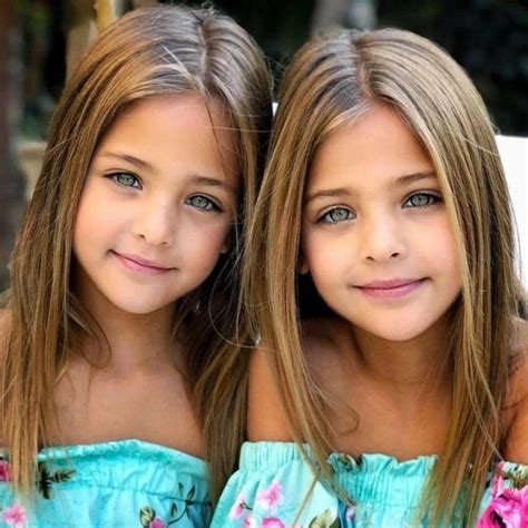 Clements Twins Most Beautiful Twins In The World Twins Cute Twins