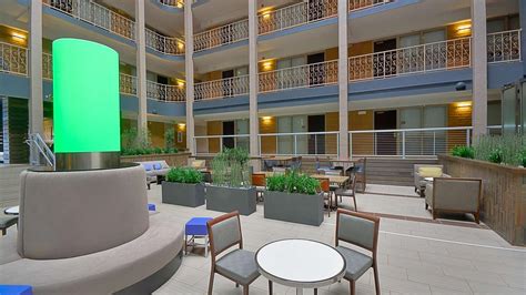Embassy Suites By Hilton Denver Central Park From 109 Denver Hotel Deals And Reviews Kayak