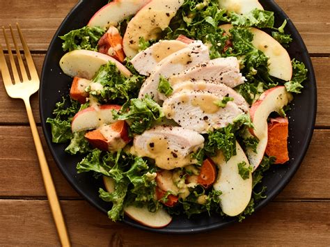 here s how to make a salad that will actually satisfy you and keep you full self