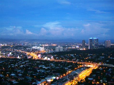Asisbiz Manila Skyline Makati Bel Air Village Phase 1 And 3 May 2004 01