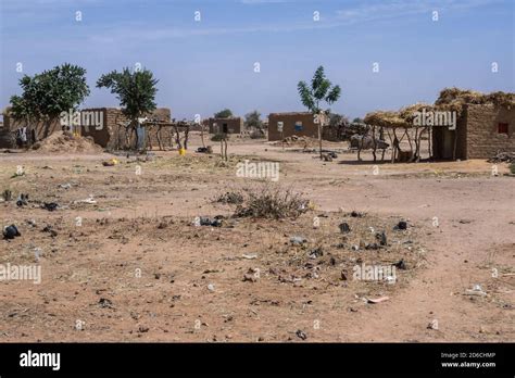 Traditional African Village Houses In Niger Africa Stock Photo Alamy