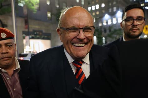 Fiscales Federales De Nueva York Se Niegan A Presentar Cargos Contra Rudy Giuliani Tras Redada
