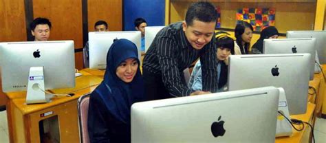 Stikom profesi indonesia (prosia) is a private university that mainly offers bachelor programs in the communication. Biaya Kuliah di STIKOM Surabaya (Universitas Dinamika) TA ...