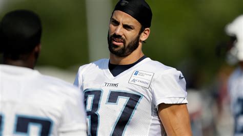 Titans Eric Decker Will Face Jets But Not Look Back The New York Times