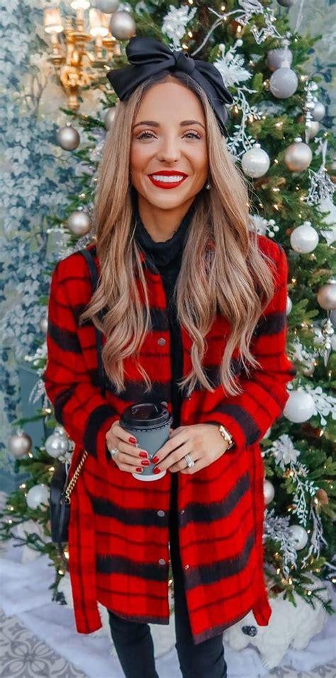 Cute Christmas Outfits For You To Try This Christmas