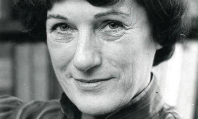 Éva janikovszky born in the hungarian town of szeged in 1926, éva janikovszky read philosophy, ethnography, hungarian and german literature at university between 1944 and. "Adjunk könyvet a legkisebbeknek" | Napocska