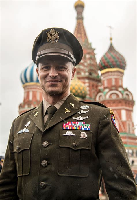New Army Green Service Uniform Sighted At The Kremlin Soldier Systems