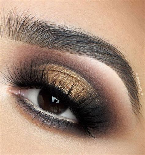Best Eye Makeup Looks For 2021 Gold And Smokey Eye Makeup Fabmood
