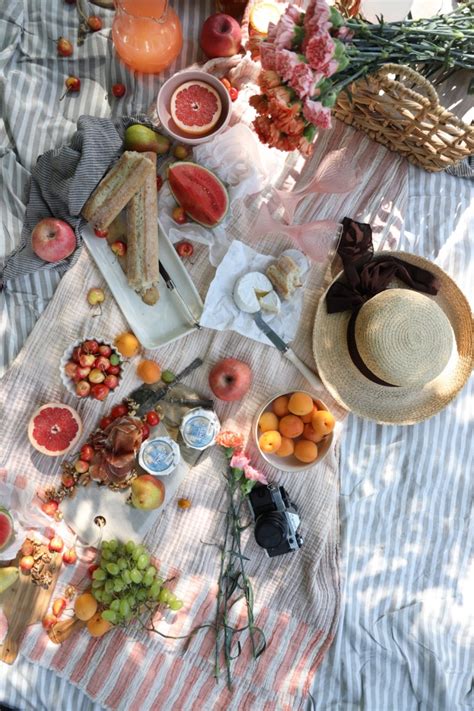 How To Have The Perfect Summer Picnic Simply Beautiful Eating