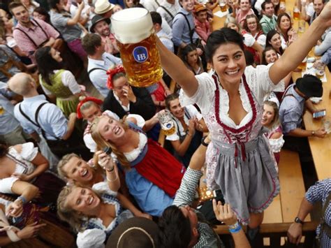 Ozapft Is Das Münchner Oktoberfest Ist Eröffnet Deutschland Volat