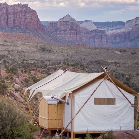 Stretching 277 miles in diameter, the grand canyon is an impressive natural wonder of the world which deserves to be appreciated in style, and there really is no way more glamorous to experience this colossal view than by staying in a glamping cabin near the canyon itself. Glamp next to the Grand Canyon