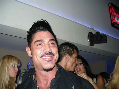 Ricardo aníbal fort campa (5 november 1968 − 25 november 2013) was an argentine socialite, entrepreneur and television director. Economy News: Ricardo Fort: The millonaire men