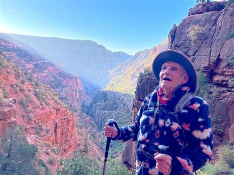 We Did It 92 Year Old Breaks Record To Become Oldest Person To Hike