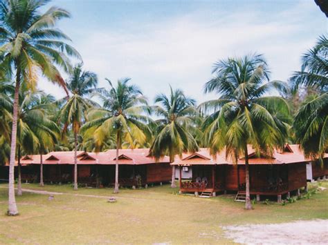 D' coconut pulau besar resort sijaitsee vain lyhyen kävelymatkan päässä kohteesta pulau beach. D'coconut Island Resort, Pulau Besar, Johor