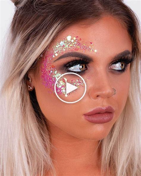 Machen Mit Glitter Für Karneval In 2020 Pink Glitter Makeup Festival