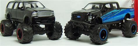 Jada Toys 2003 Ford Excursion And 2008 Ford F350 Super Duty