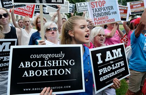 6 Reasons 2015 May Have Been The Worst Year For Reproductive Rights