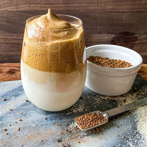 Easy Vanilla Cinnamon Whipped Coffee Dalgona Coffee Helloflavourca