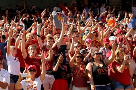 9 Ways You Know Youre A Usc Football Fan