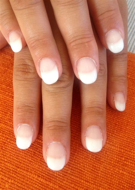 Classic French Manicure With Rounded Tip Sculpture Formature Sealer