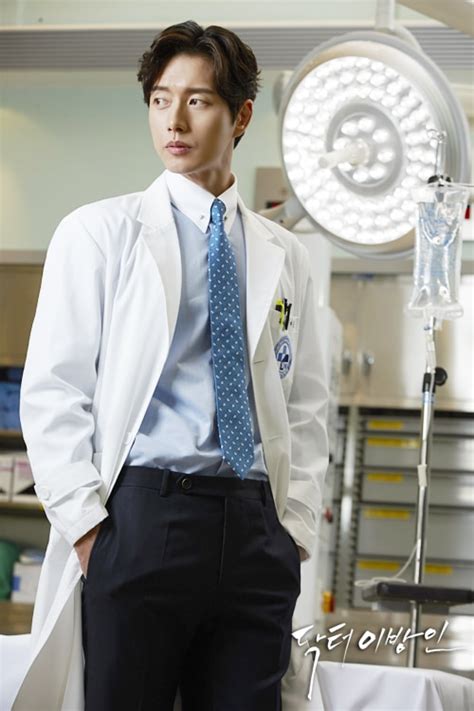 She had many scars from her childhood and through. » Doctor Stranger » Korean Drama