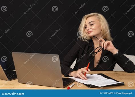 Business Lady Beautiful Blonde Woman Intelligent Managing Director Stock Image Image Of Female