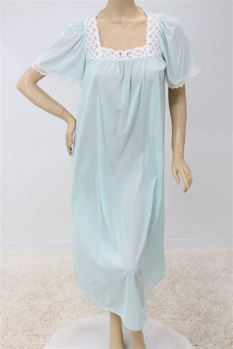 vintage vanity fair nylon long nightgown lace trim lt green small usa ebay
