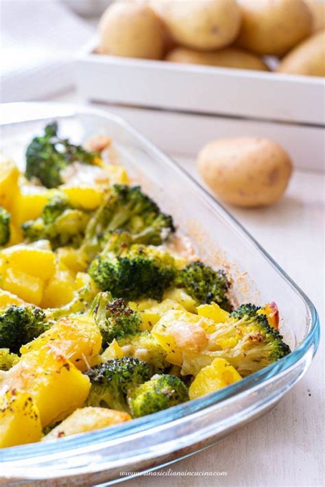 Il finocchio si abbina benissimo con il gusto deciso del pesce e l'arancia, aggiunta solo alla fine, dona freschezza e aroma. Patate e broccoli al forno-Una siciliana in cucina ...