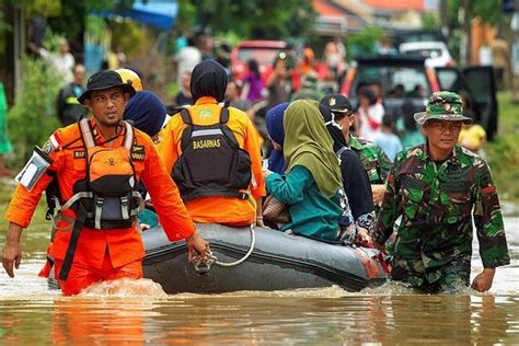 Death Toll From Indonesian Floods Landslides Climbs To 59 Anews