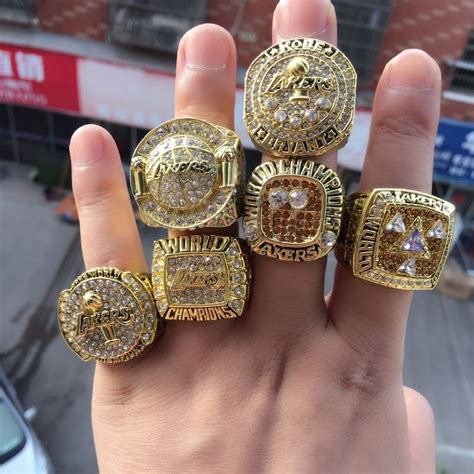 The lakers' 2020 championship ring. Pin by happymen on accessories | Los angeles lakers basketball, Championship rings, Lakers ...