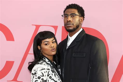 The banter that teyana taylor and husband iman shumpert share on social media has always been pretty interesting. Teyana Taylor Melts Hearts in a Cute Photo with Her ...