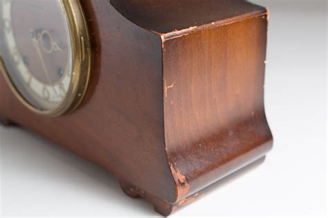 Vintage Wind Up Clock Antique Wood Mantle Clock Made In Seth Thomas