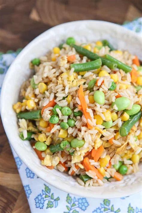 Make this quick and easy chicken fried rice recipe at home instead of calling for takeout from your favorite chinese restaurant. 5-Ingredient Vegetable Fried Brown Rice - Aggie's Kitchen