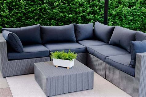 Hier finden sie moderne loungemöbel für ihren garten! Loungemöbel - Unsere Gartenlounge für die Terrasse ist ...