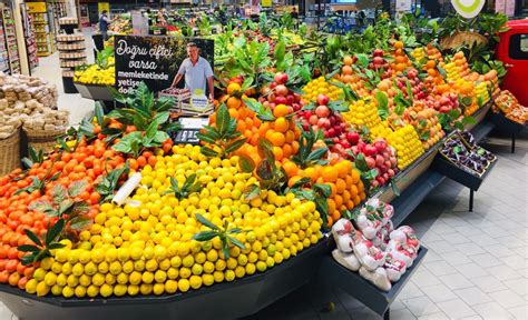 Beautiful fresh produce departments in supermarkets? It's real ...