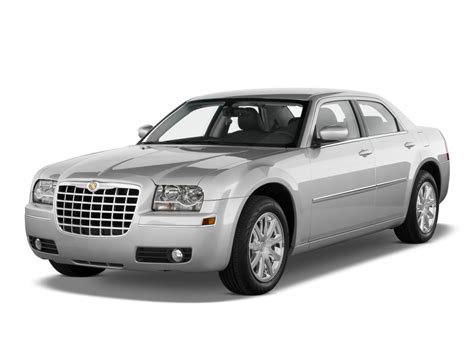 2010 Chrysler 300 Picturesphotos Gallery The Car Connection