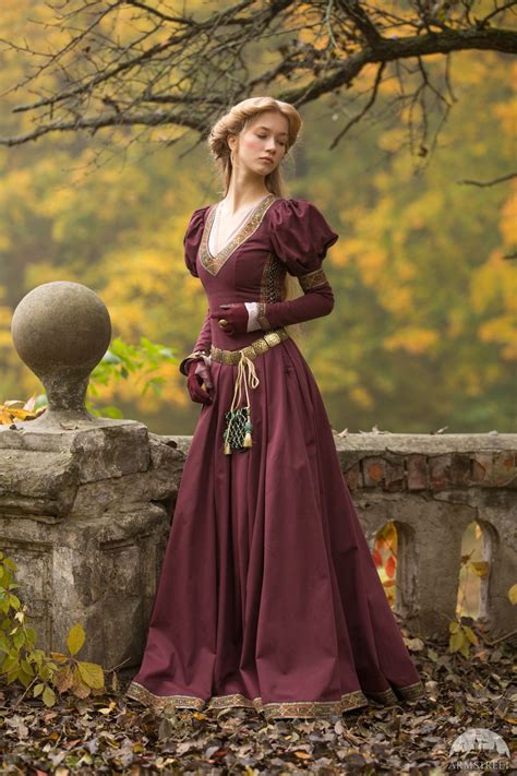 Robe Style Médiéval Princesse Perdue Abito Del Rinascimento